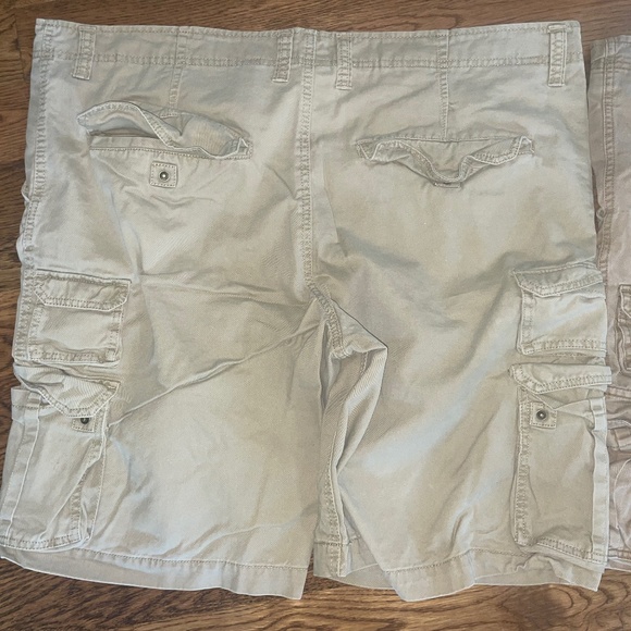 🩳Men’s khaki Cargo Shorts Bundle🩳 - Picture 5 of 7